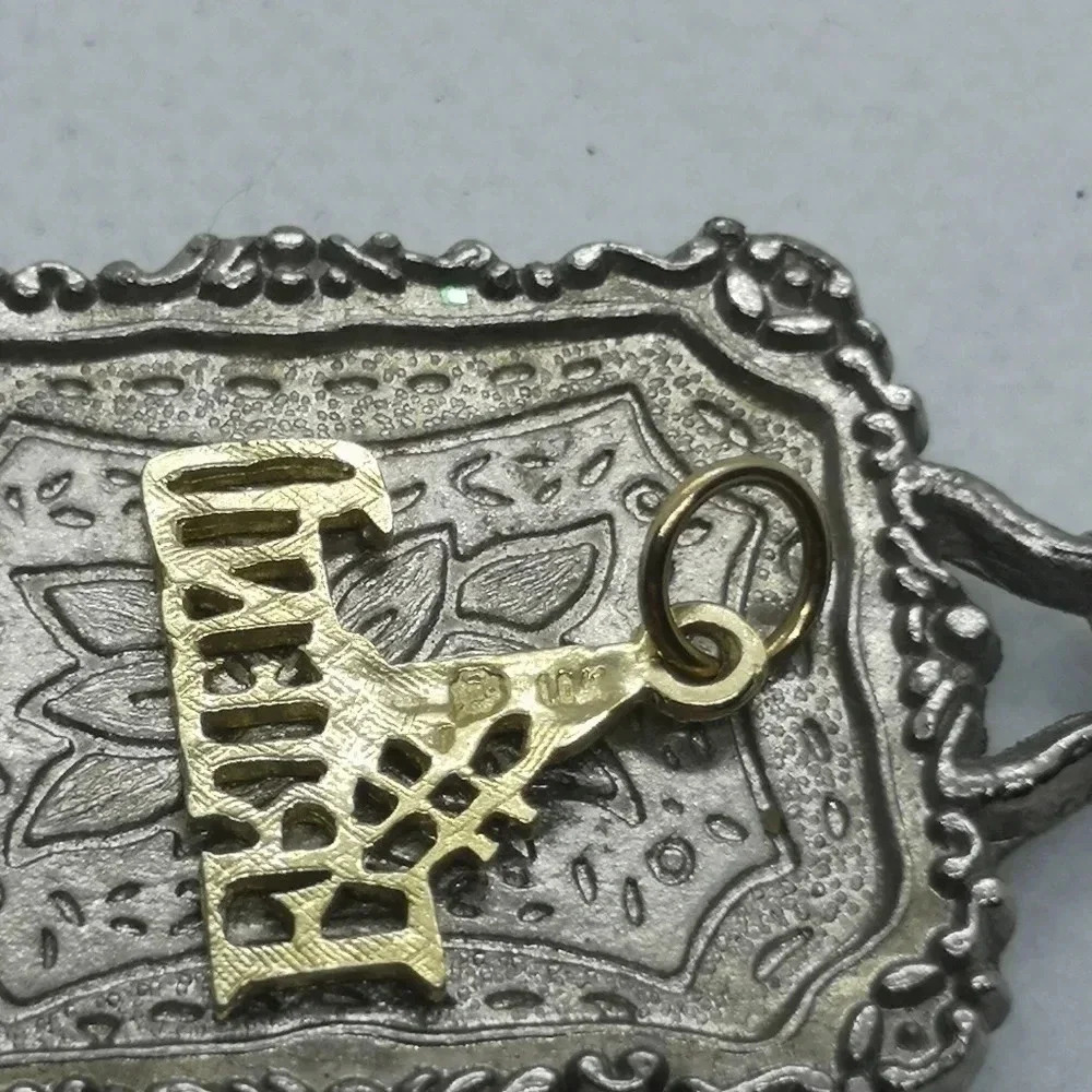 10k yellow gold pendant - Picture 2 of 2